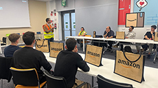 Visita al centre logístic d'Amazon BCN1 al Prat de Llobregat 
