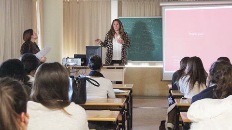 Mireia Alonso explica la seva experiència professional