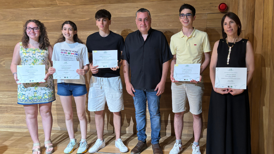 Grup de guardonats en primer lloc als premis Argó