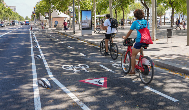 Són els carrils bici bidireccionals més perillosos?
