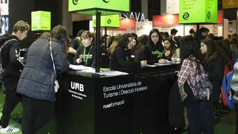 Imatge de l'estand al Saló de l'Ensenyament
