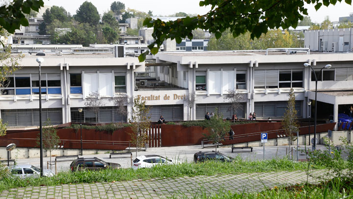 Exterior de la Facultat