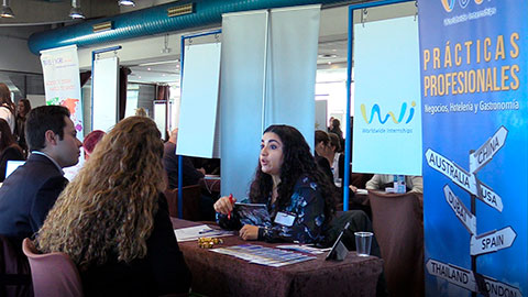 Beca Worldwide Escola Internship Program