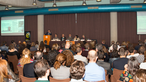 Fotografia de l'acte de graduació de doctorats. 8 abril 2016