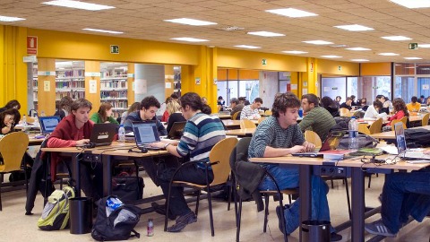Biblioteca de Ciències Socials